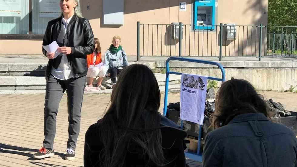 arrangör. "Att ge NMR tillstånd att vara där som vilken organisation som helst anser vi är fel anser vi. De utnyttjar demokratin för att motverka den", säger Caroline Gustafsson, en av de aktiva i arrangörsföreningen.