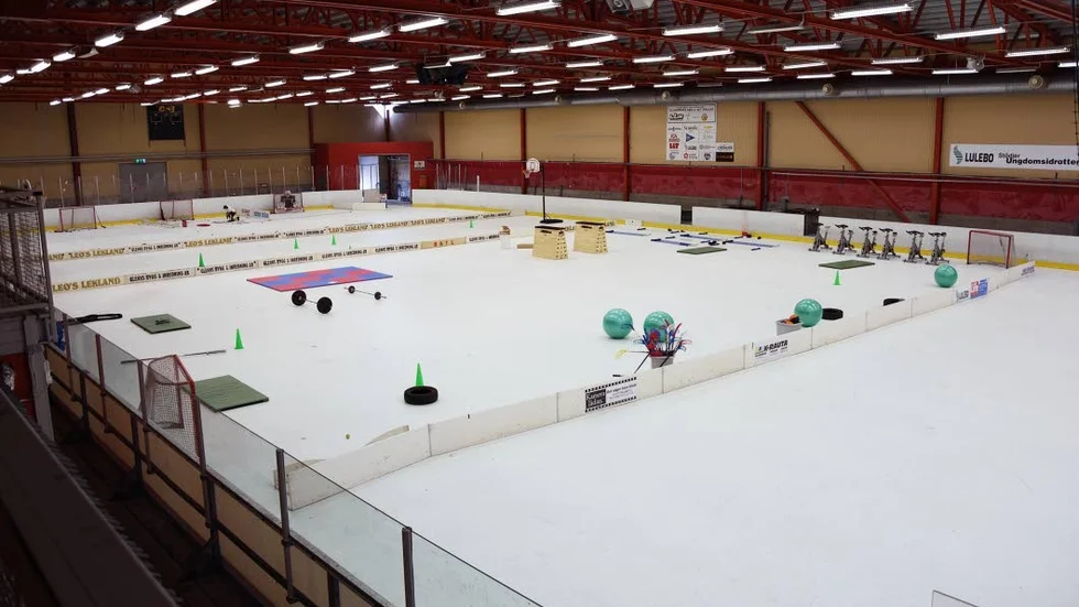 B-hallen.