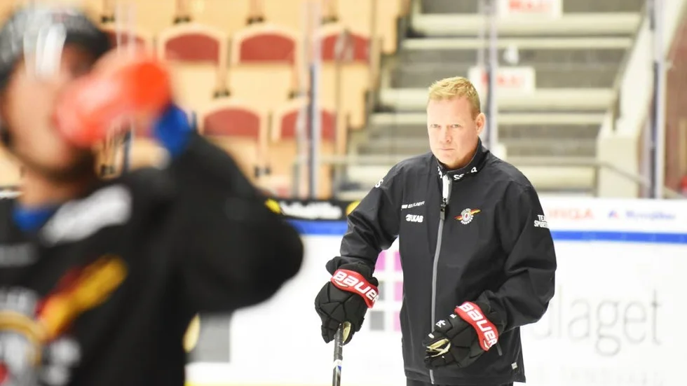 Konkurrens. Luleå har 15 forwards och åtta backar då alla är friska. Bra för laget, säger Henrik Stridh.