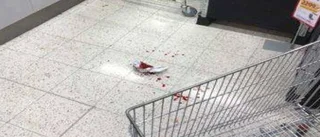Knivdrama på varuhus – pojke åtalas