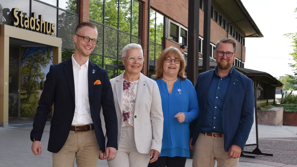Alliansen i Skellefteå. Andreas Löwenhöök (M), Carina Sundbom (C), Christina Soldan (L) och Per Boström (KD).