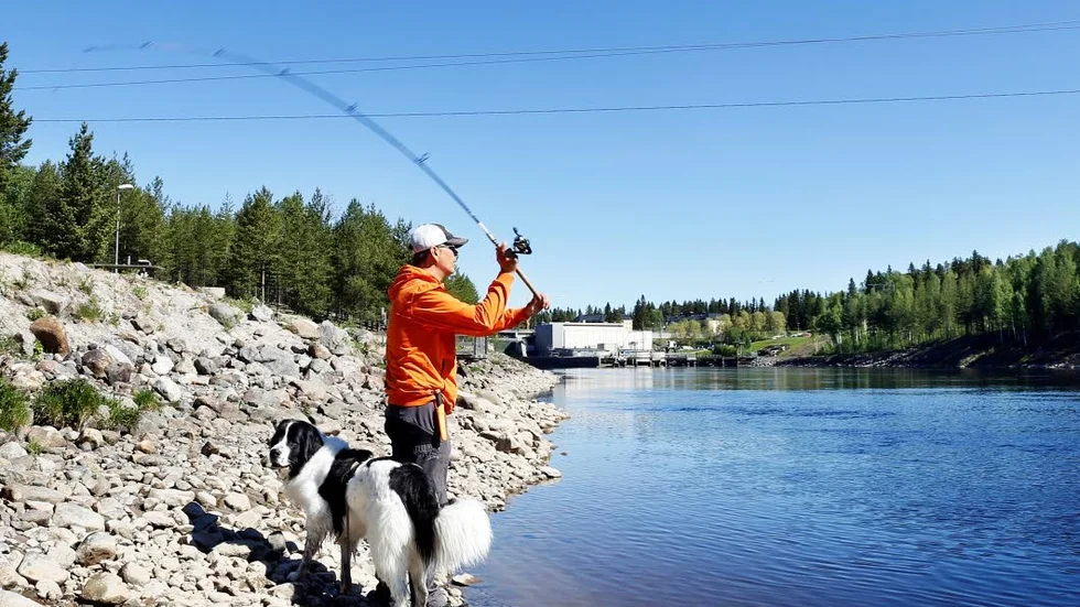 Teknik. Kasta snett uppströms, vänta ett tag och ta flera pauser när du vevar in, det är Roberts tips.
