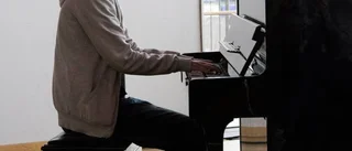 Bildextra: 100 unga pianister intog Kulturens Hus