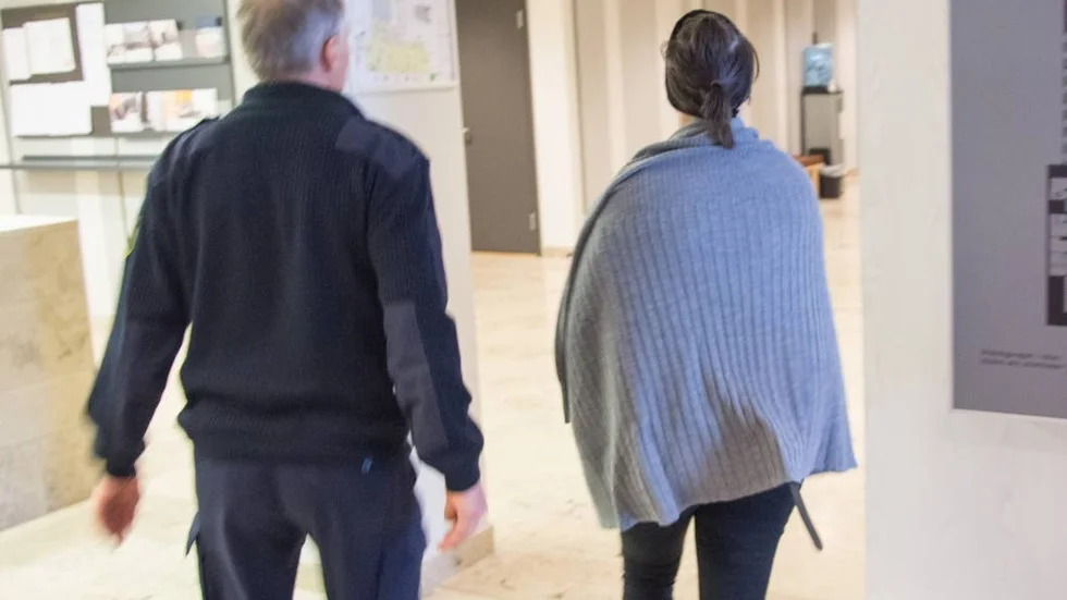 Domen mo den 31-åriga kvinna meddelas om två veckor. Tills dess ska hon alltjämt vara häktad.