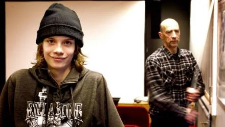 Jonatan Bökman går första året på Filmgymnasiet på Elfrida Andréegymnasiset i Visby och har Staffan Enström som klassföreståndare. Jonatan spelar en större roll i Lasse Hallströms kommande film "Hypnotisören", erfarenheter som inte bara kommer honom själv till del utan något som gynnar hela Filmgymnasiet.