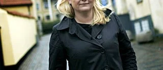 Josefin gör författardebut