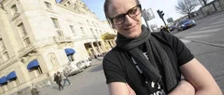 Rädd Jonas Malmsjö utan trikåer