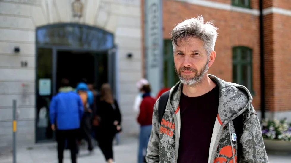 Robert Hall (MP) är positiv till aktionen.