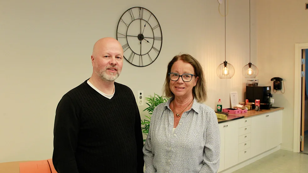 Peter Larsson är ordförande för friskolan och Anette Amundsson, rektor för Vuollerims friskola, tar sig an rektorskapet även i Vidsel.