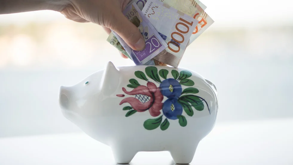 "Det är något särskilt olustigt med att ISK-konton, som så ofta är ungdomars småsparande till sin första bostad eller en persons pensionssparande, behandlas som suspekt och straffbart", skriver ledarskribenten.
