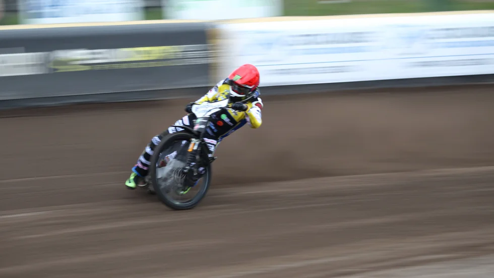 Västervik Speedway kör kvartsfinalen borta mot Rospiggarna på tisdag.