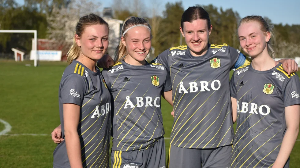 Mål i massor. Frida Pöder, Tyra Andersson, Nathalie Johansson och Stina Kägu Bragsjö gjorde målen när VIF vann med 10-3.