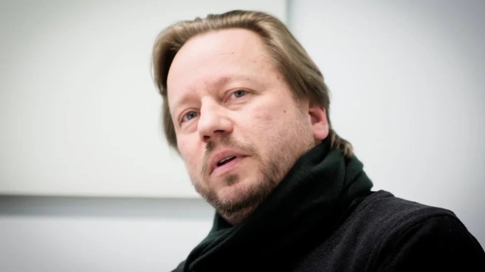 Entreprenören Johan Gate som företräder fastighetsbolaget Österled fastighets AB fick under torsdagen veta att han får bygga nya bostäder i Klinte, Hemse och Visby.