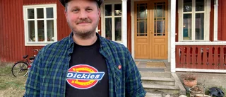 På släktgården bodde flera generationer av folkpartister – men nuvarande ägaren blir förstanamn för annat parti