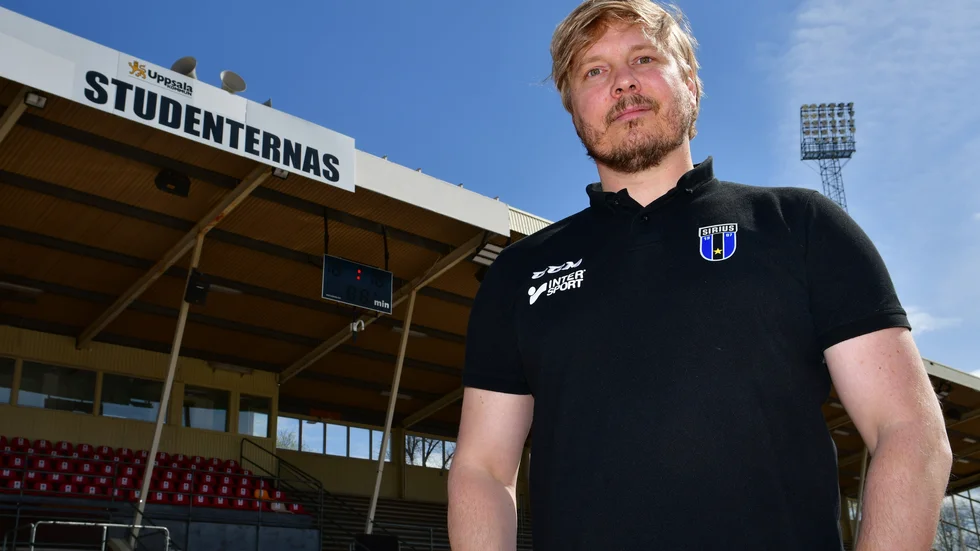 Jimmy Helmersson slutar som klubbchef i Sirius.