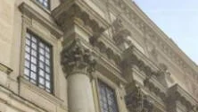 Stockholms slott fasad vittrar sönder.