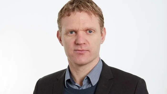 Politikerrapport. Björn Kullander, SKL, har sammanställt rapporten som beskriver öns politiker.