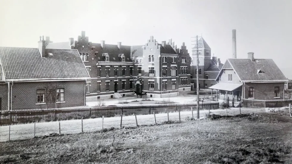 Lasarettet omkring 1915.