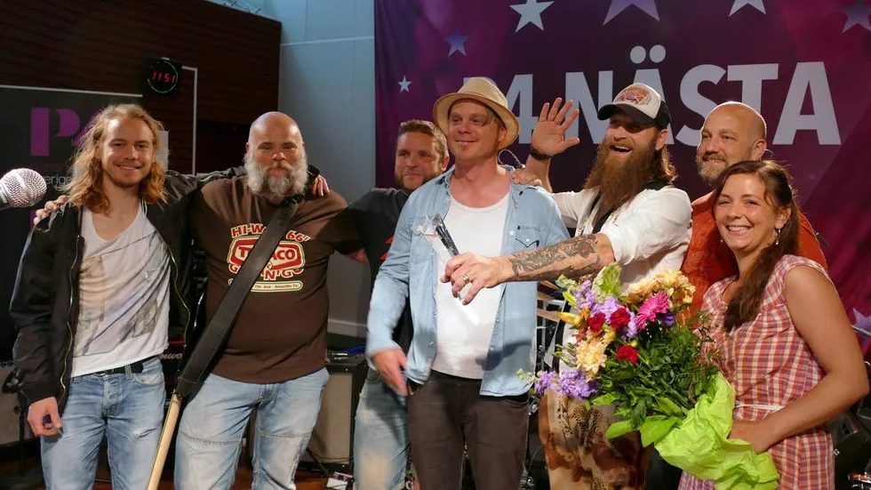 Henrik Thomsson, gitarr, Klas Johansson, bas, Johan Larsson, trummor, Mattias Jupiter, lap-steel, Erik Nerho, sång och gitarr, Ludvig Olin, keyboards och Ida Andersson Jupiter, sång.
