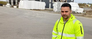 Etablerat byggföretag startar ny husfabrik: "Vi såg det fanns ett utrymme – flexibelt sortiment och inte bara småhus"