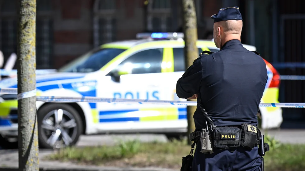 Polisyrket är kravfyllt, och nu pågår en debatt om vilka som egentligen kommer in på Polishögskolan. 