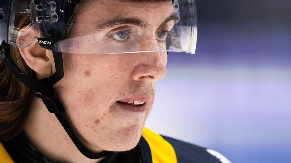 Alfred Hjälm är klar för Kalix Hockey.