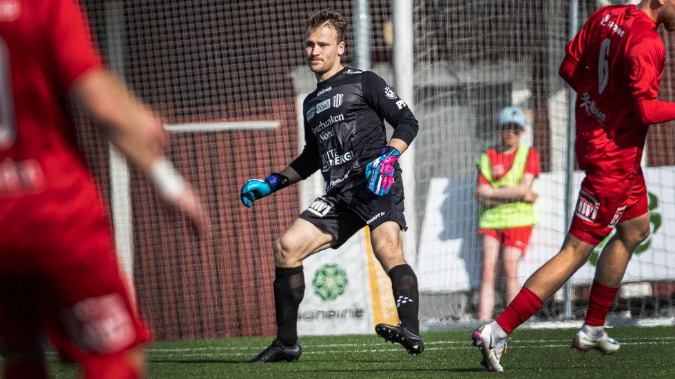 Conor O´Keefe leder årets målvaktsskola för Piteå IF:s målvakter. 