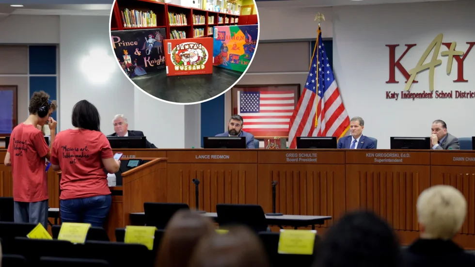 Styrelsen för en skola i Katy i Texas har en debatt om skoldistriktets policy att förhindra elever att få åtkomst till litteratur med HBTQ-tema. 