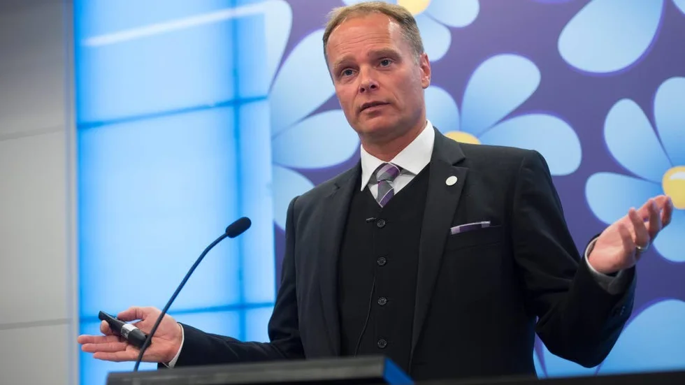 Stefan Jakobsson åtalas för flera fall av bedrägeri.