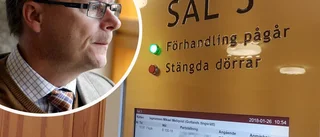 Fyra män häktade för människorov och rån