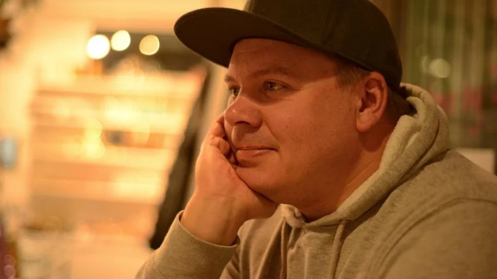 Fredrik Broman lämnar rollen som vd och kommer nu jobba med sälj- och ägarefrågor.
