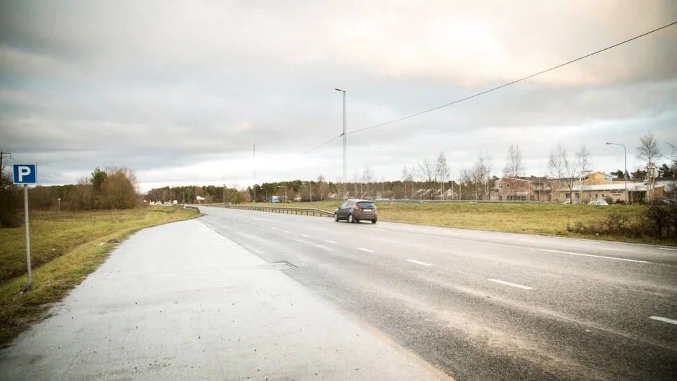 Området där Gotlandshem vill bygga nya lägenheter på Gråbo ligger mitt emot Terra Nova-området sett från Visbyleden.