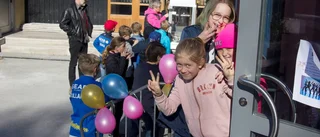 Försiktig glädje när skolan återinvigdes