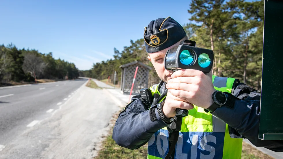 Hela 18 förare fick böter för fortkörning under fredagens morgon och förmiddag.