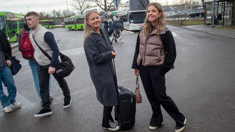 Ida Ceder och Ebba Myllyvainio, elever på Nyköpings Enskilda gymnasium.