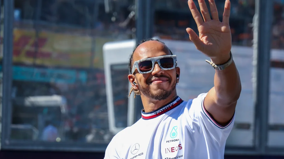 Formel 1-stjärnan Lewis Hamilton är med och budar på Chelsea – tillsammans med tennisstjärnan Serena Williams. Arkivbild.