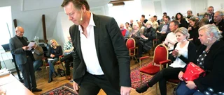 Fibersatsning hot mot tidningarna