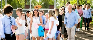 Se charmtrollen på skolavslutningen!