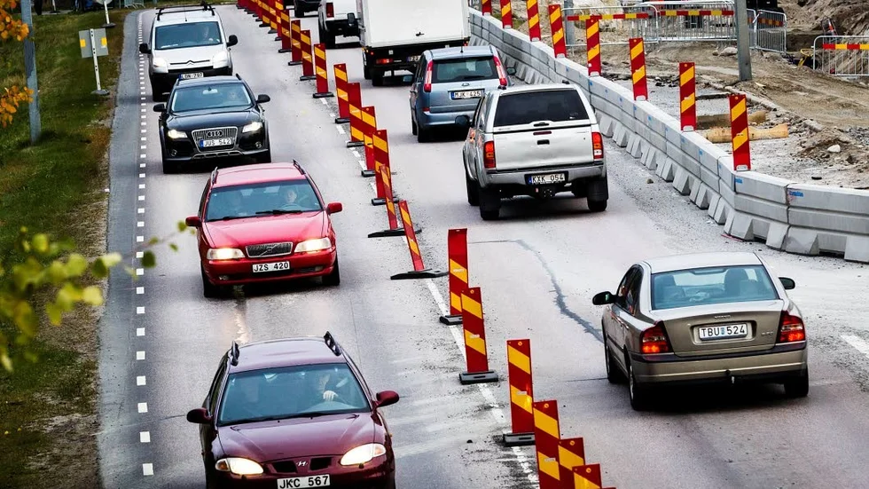 KÖER. Byggandet av Östra Länken har medfört trafikstörningar och proppar på Svartöleden, här mellan Östermalm och Bergviken.
