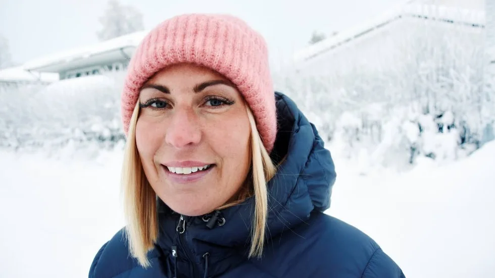 Kändis. Emma Laiti är van vid att hennes man blir igenkänd i Luleå. Nu får hon uppleva samma sak själv.
