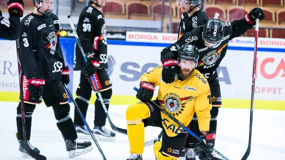 Träning. Veteranbacken firar sin 40-årsdag med ännu ett träningspass. Det har blivit några sådana i hans andra hem.