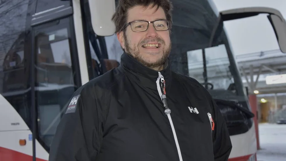 Bättre bussförbindelser. Bokningsbara kulturbussar, föreslår ordförande för Kallax intresseförening, Erik Larsson, i ett medborgarförslag till Luleå kommun.