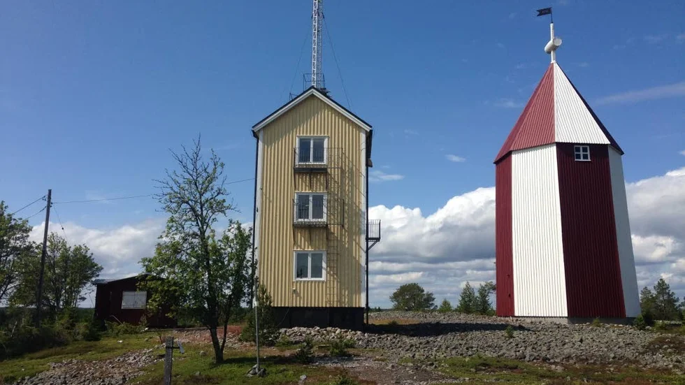 Ove Lundmark promenerade bland historiska lämningar på Rataskäret och insåg att det är 50 år sedan han senast gick där.