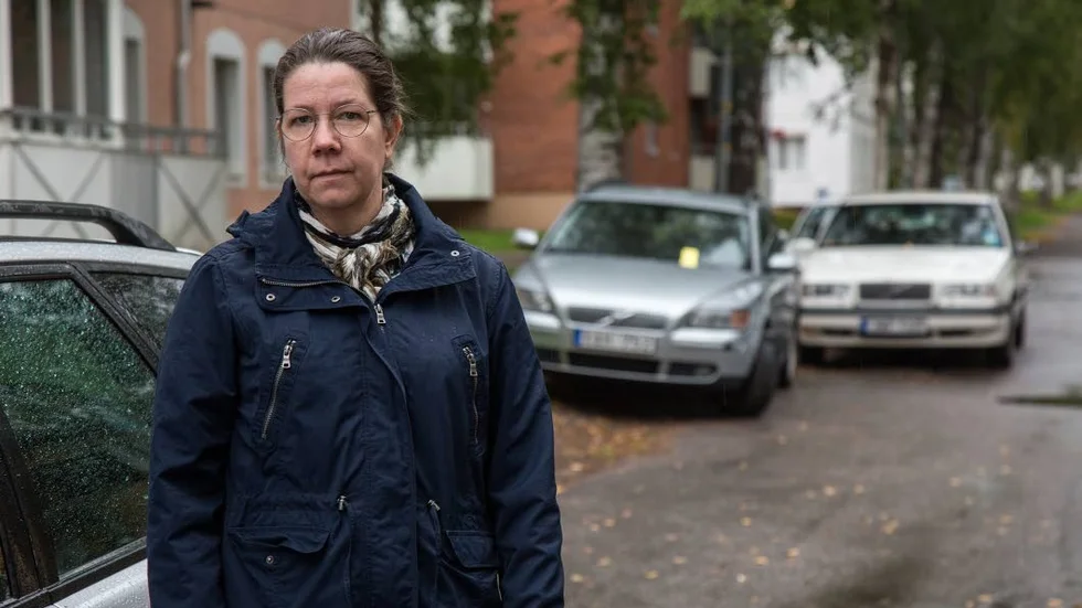 Beatrice Eklund är kritisk till kommunens nitiska bötesfällningar längs Mellangatan.