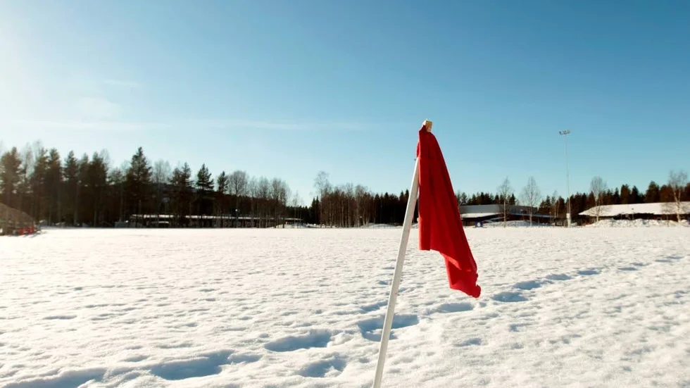 Planen måste skottas innan Älvsbyns Energi kan slå på värmen.