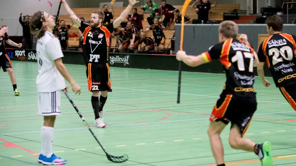 Äntligen blev det seger för Wibax Patriots i innebandyallsvenskan. Tommy Nilsson gjorde två av lagets mål. (Arkivbild)