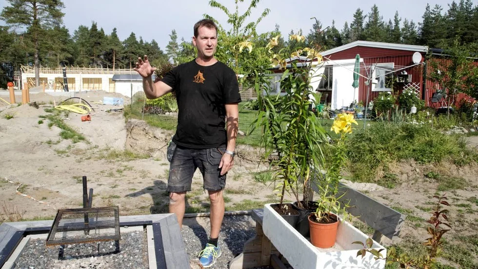 Tony Engström planerar även skapa en trivsam miljö med gräsytor, planteringar av sklda slag.