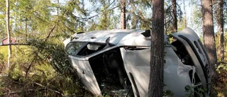 Föraren försvunnen efter mystisk olycka