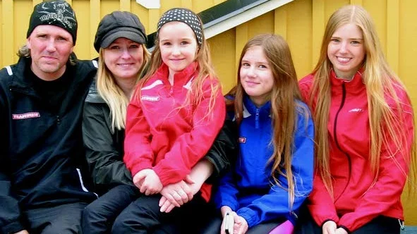 Inte missat en enda runda i år har familjen Sandgren Hedberg; fr v Håkan Sandgren, Maria Hedberg med döttrarna Estelle, Mirjam och Nikita Sandgren Hedberg.