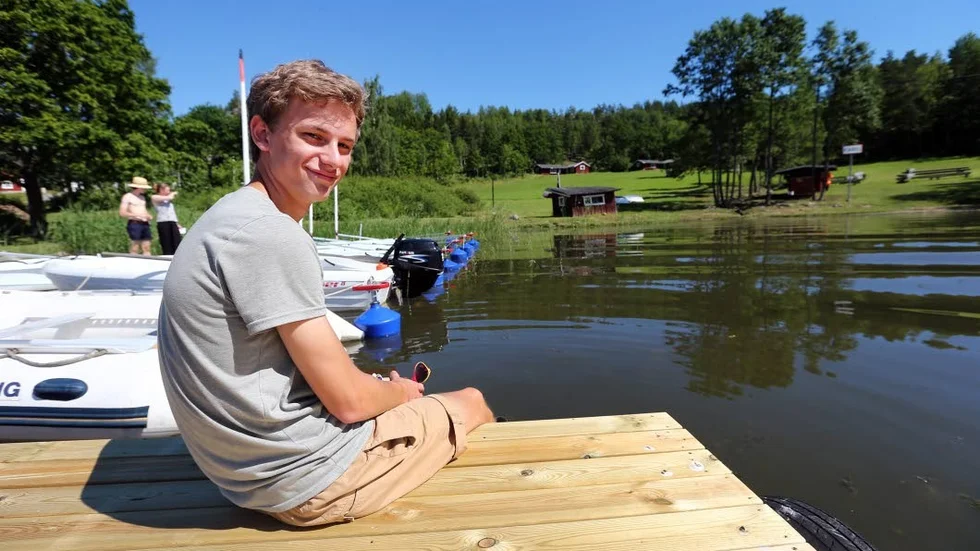 Långväga. Arvid Samuelsson har åkt från USA för att delta i sommarens läger på Brevik.